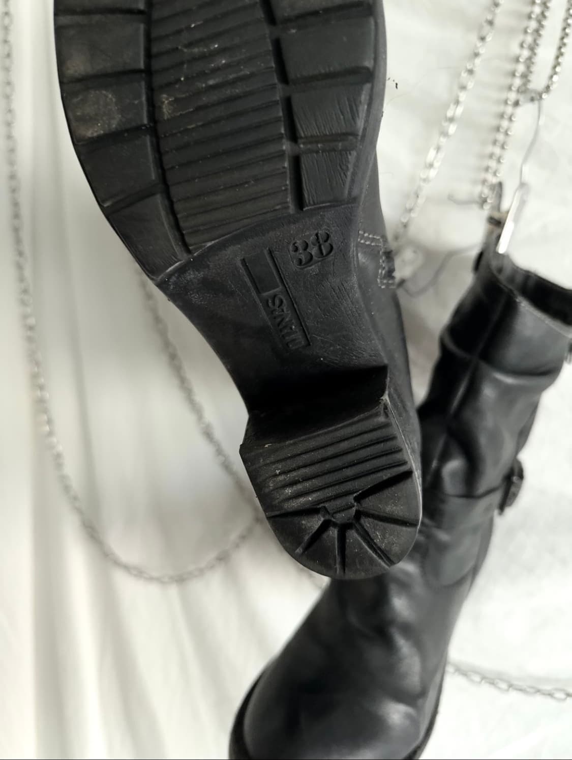 manas 마나스 버클 아일렛 사이드지퍼 부츠 상품이미지3