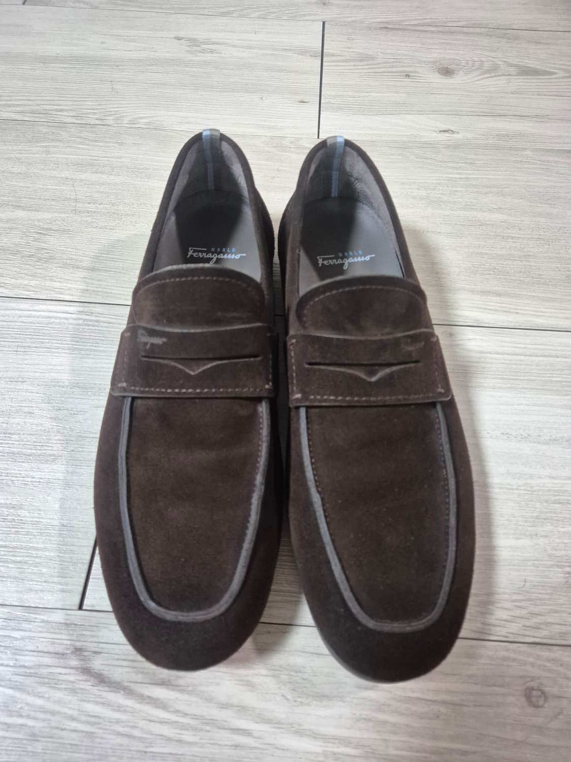 페라가모 월드 브라운 스웨이드 로퍼 8.5 265 상품이미지2