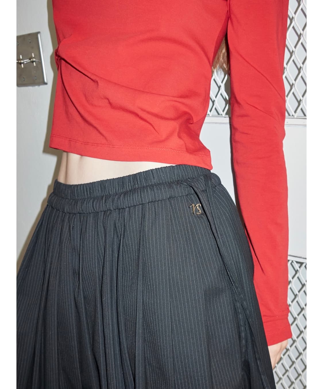 렌세 rense 스트라이프 플리츠 스커트 레이어드 팬츠 블랙  상품이미지4