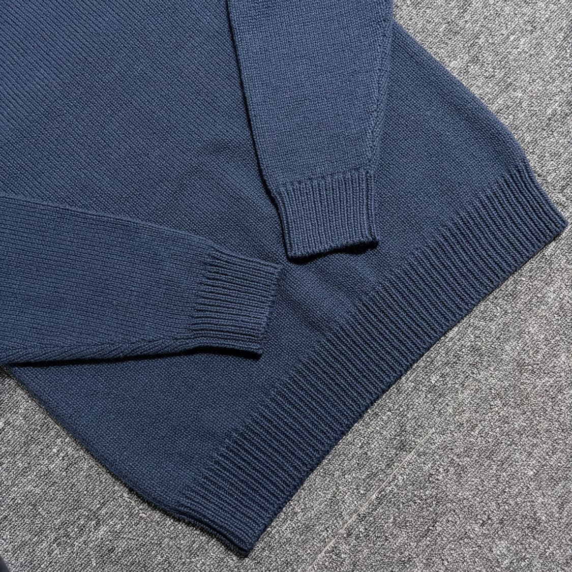 바토너 시그니처 크루넥 니트 상품이미지2