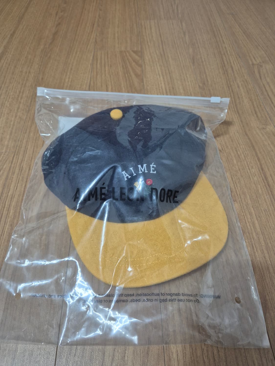 에임레온도르 울 컬러블럭 자수 캡 상품이미지5