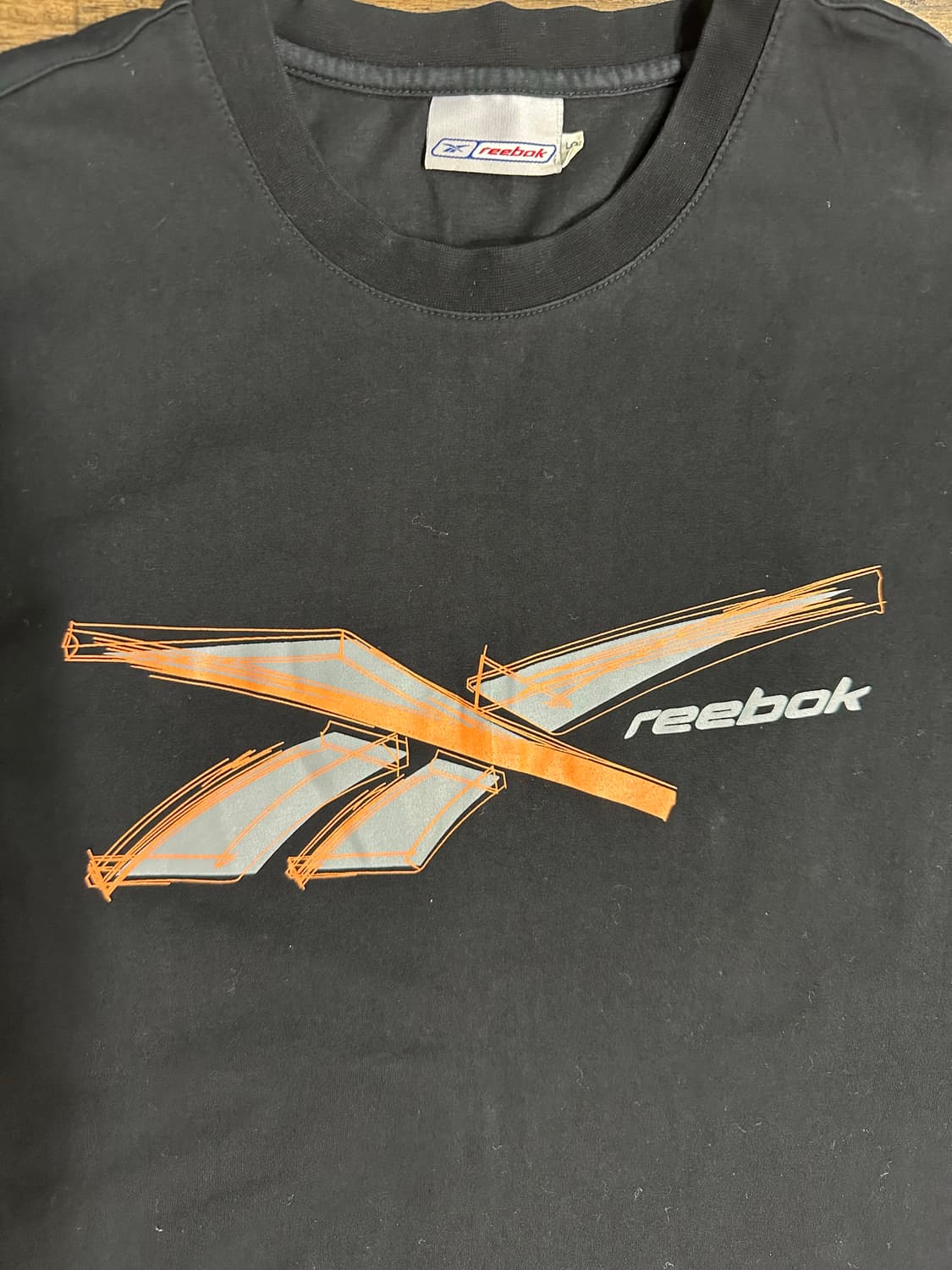 리복(Reebok) Y2K 벡터 로고 프린팅 반팔 티셔츠 블랙 105 상품이미지2