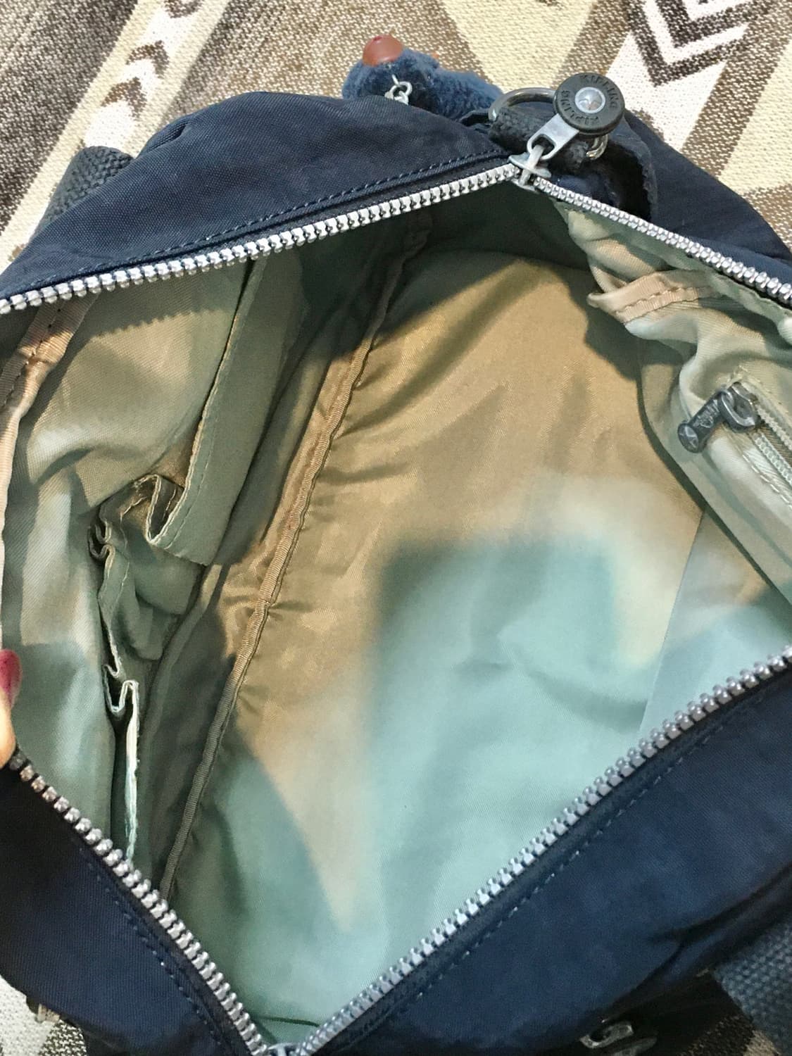 키플링 숄더백 네이비 상품이미지7