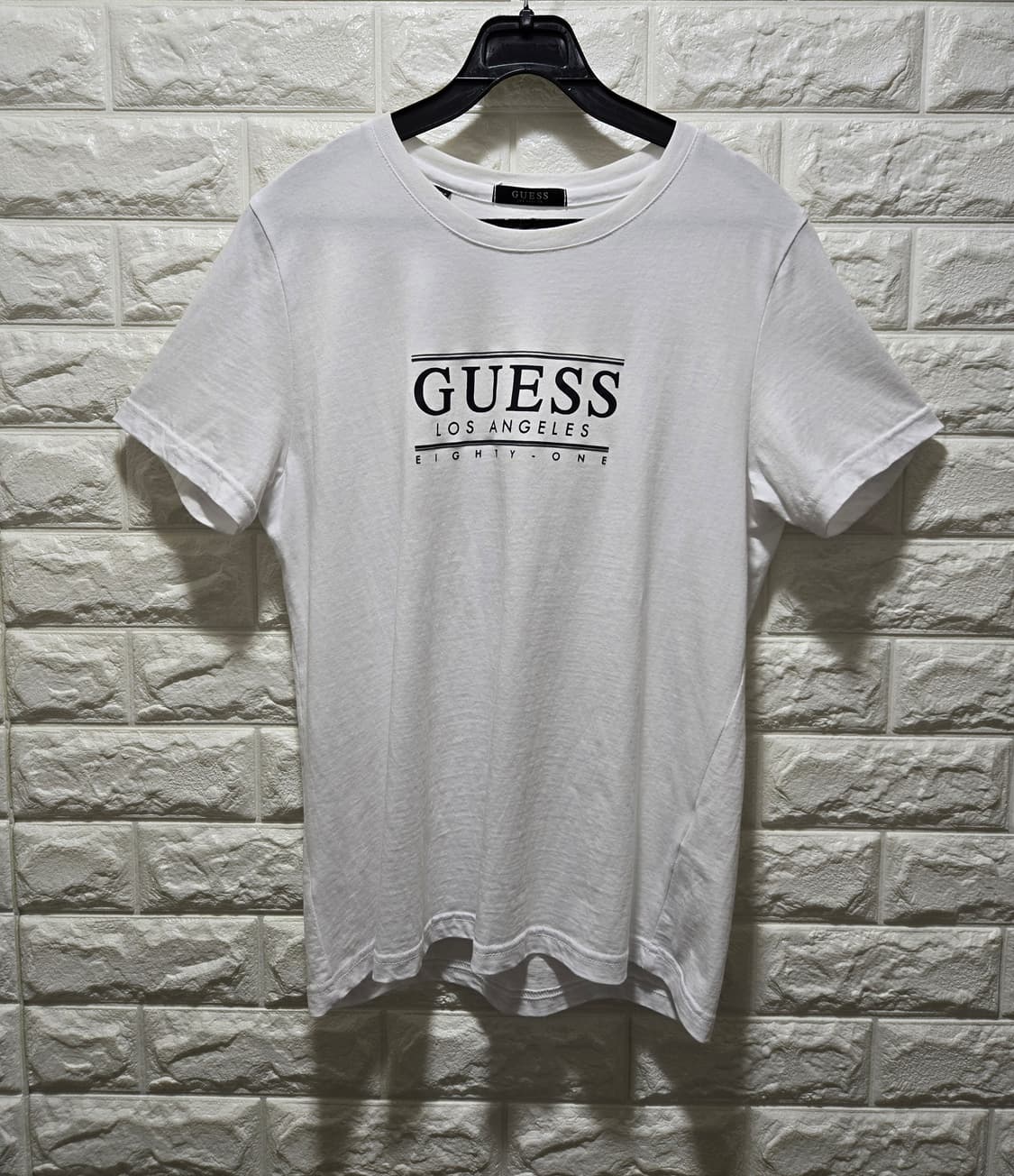 게스 빅 스펠로고 반팔티 90~95 상품이미지1