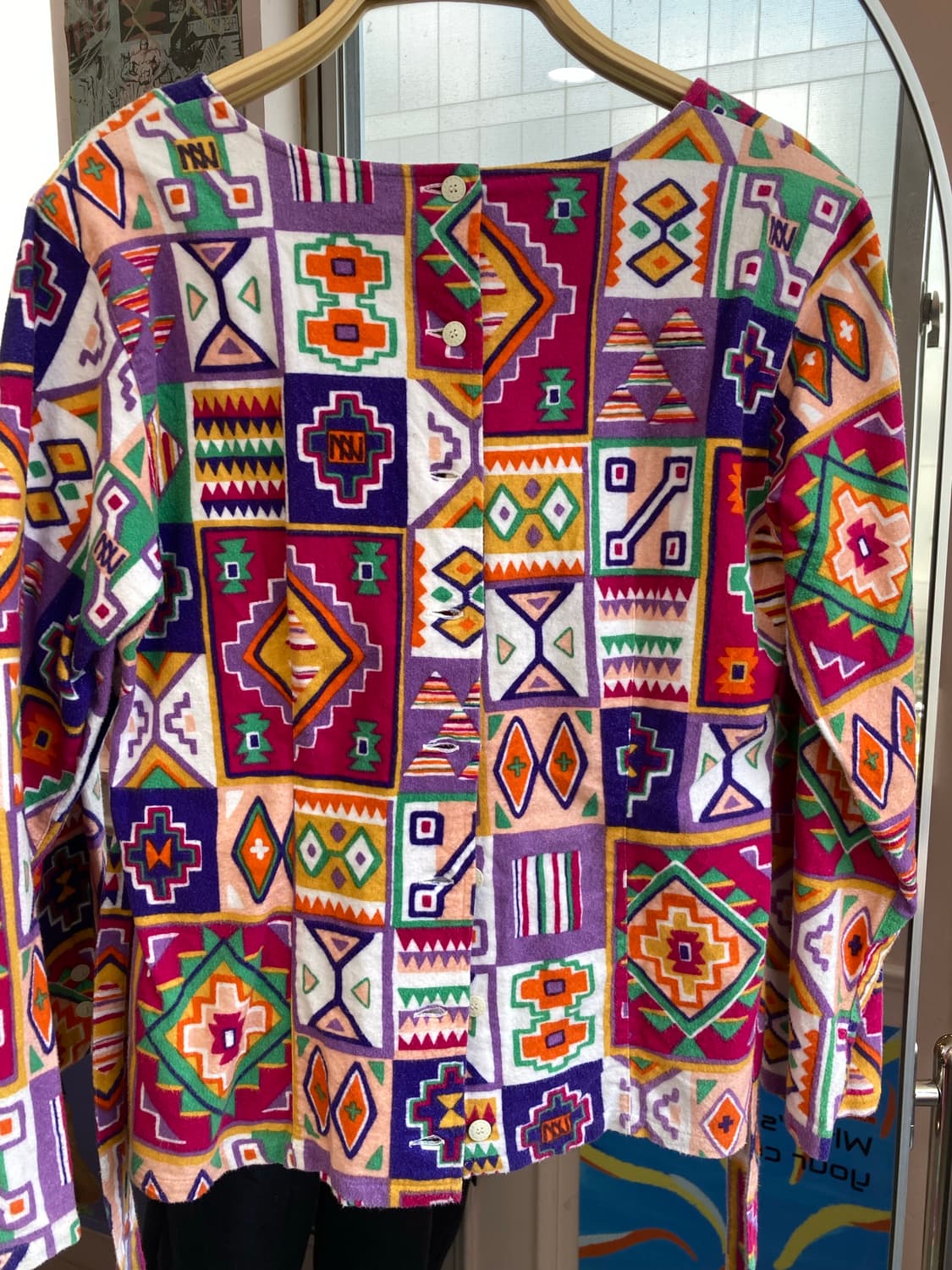 그래픽 패턴 롱슬리브 버튼 블라우스  상품이미지5