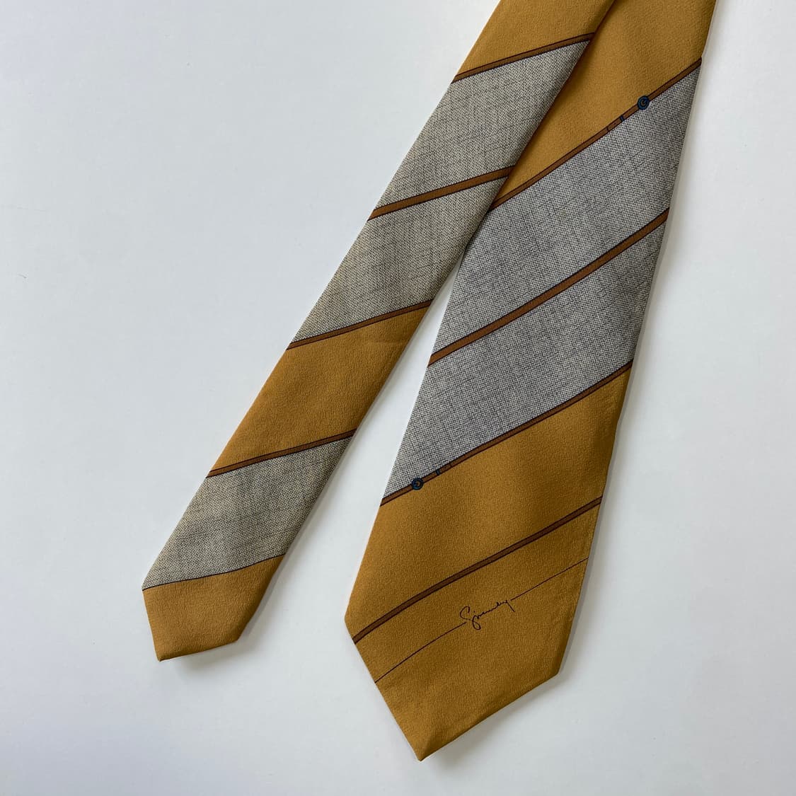 지방시 정품 명품넥타이 (GIVENCHY) 8.3cm 상품이미지2