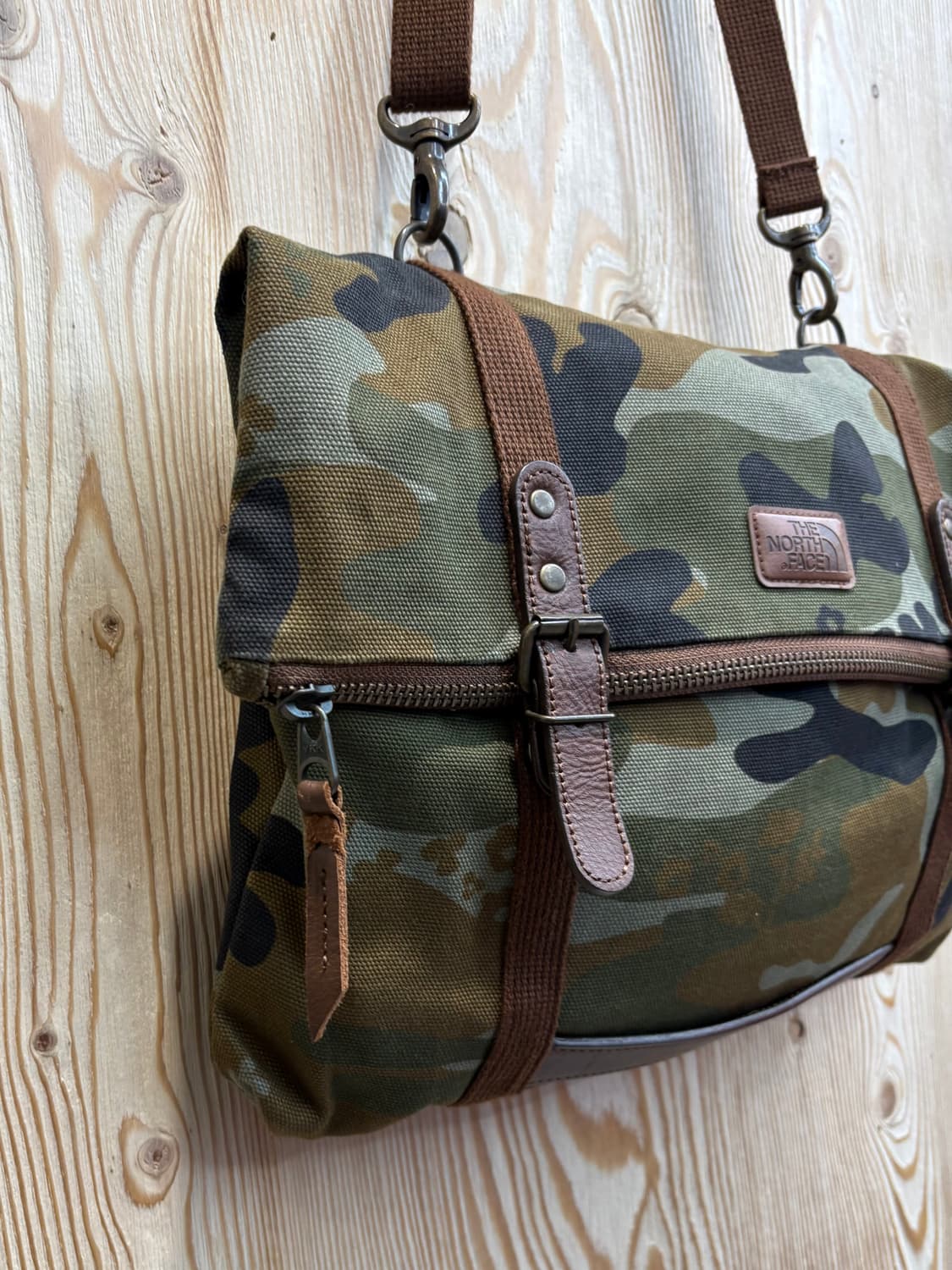 노스페이스 카모플라주 크로스백 상품이미지4