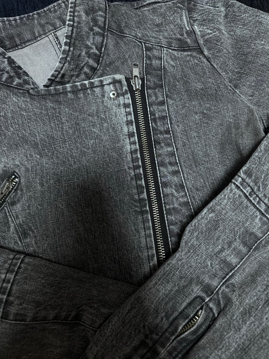 릭오웬스맛 사선 여성 워싱 데님 자켓 상품이미지2