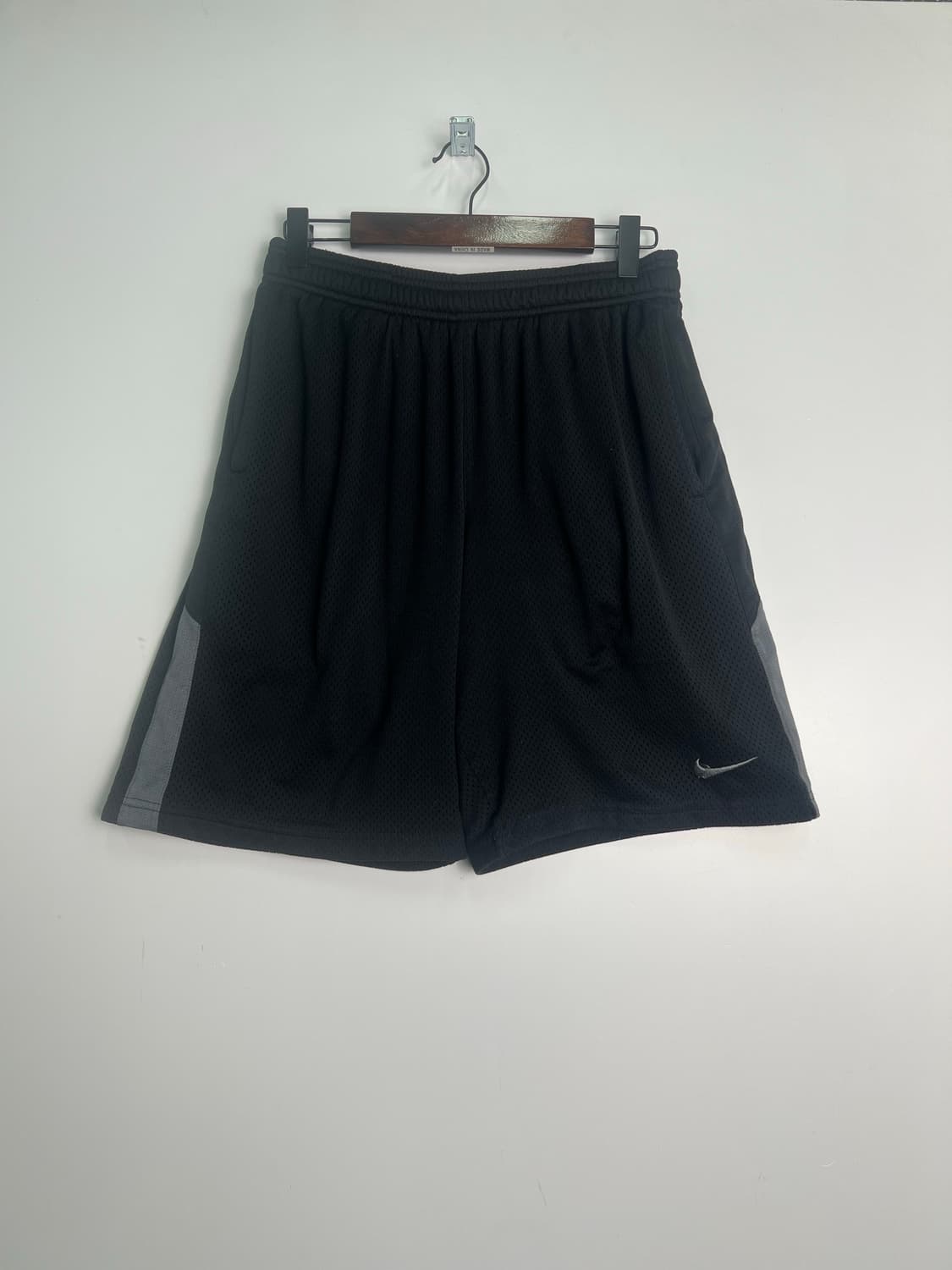 나이키 블랙 반바지 상품이미지1