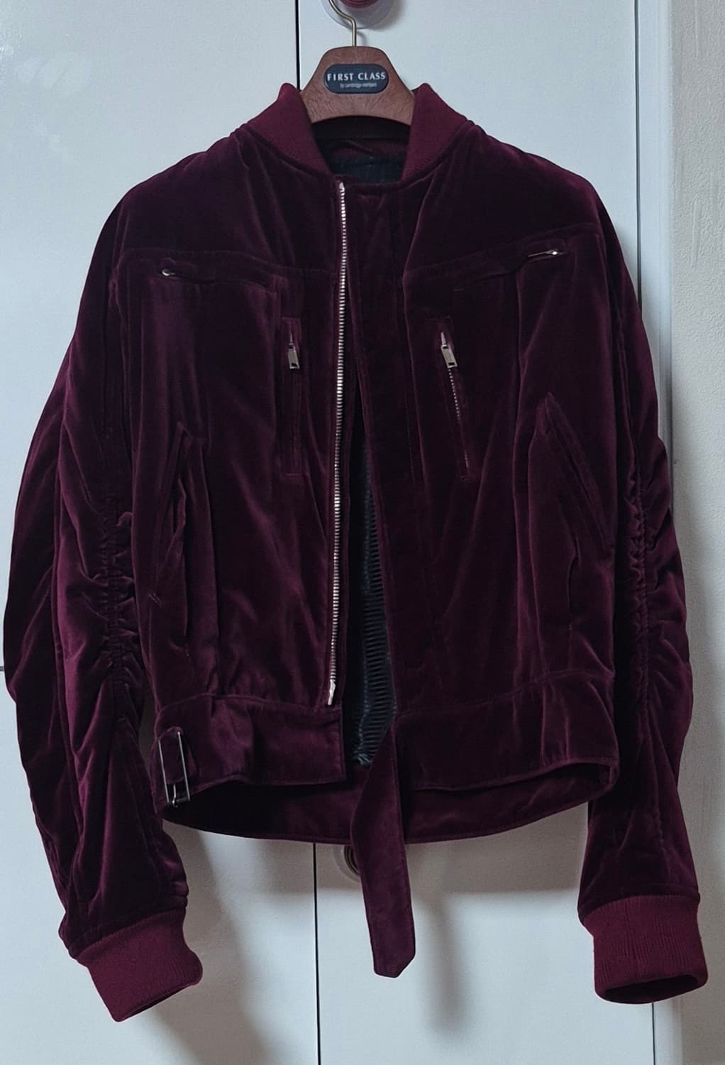 하이더 아커만 벨벳 리이슈 봄버 상품이미지1