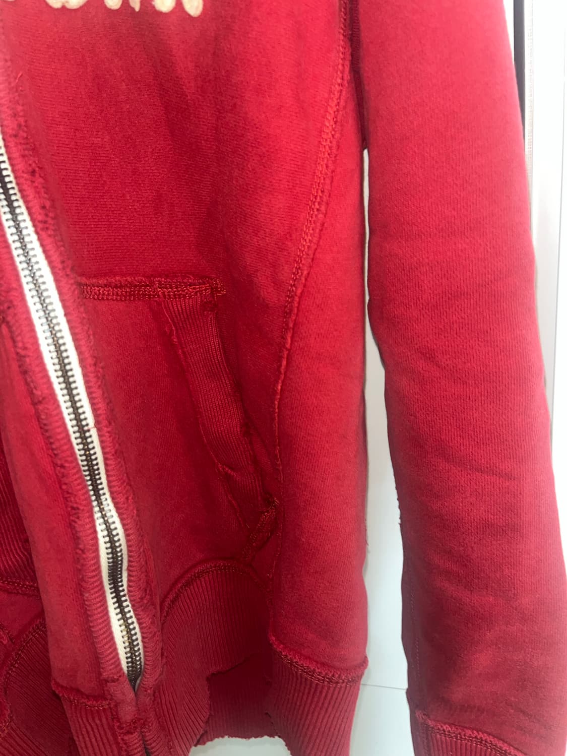 아베크롬비 양홍원 착용 기모 후드집업 레드 아담스 마운틴 s 상품이미지7