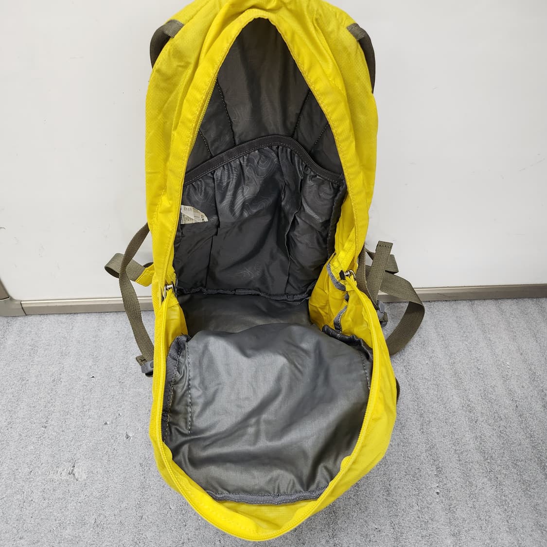 마운티아 로엔9 소형 등산백팩 9리터 상품이미지9