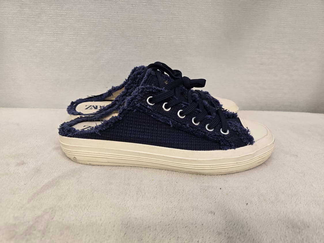 자라 네이비 뮬 스니커즈 245mm 상품이미지3