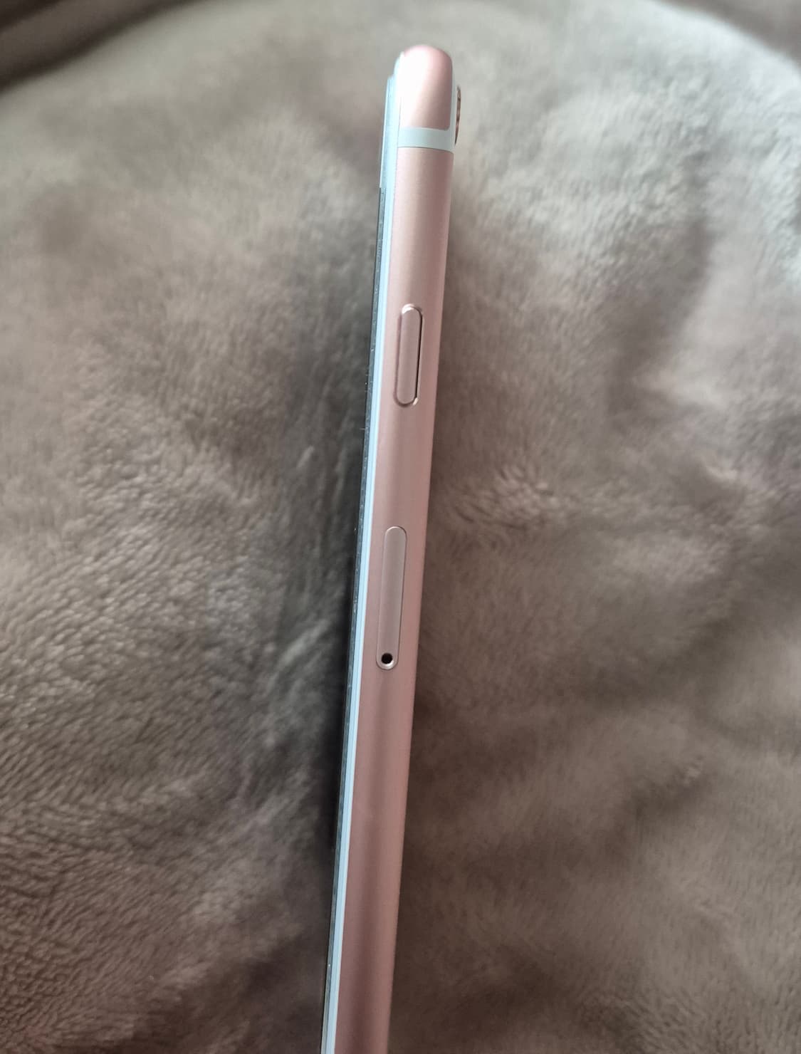 순정) 아이폰6s 로즈골드 128기가 배터리효율100% 무음카메라 공기계 상품이미지3