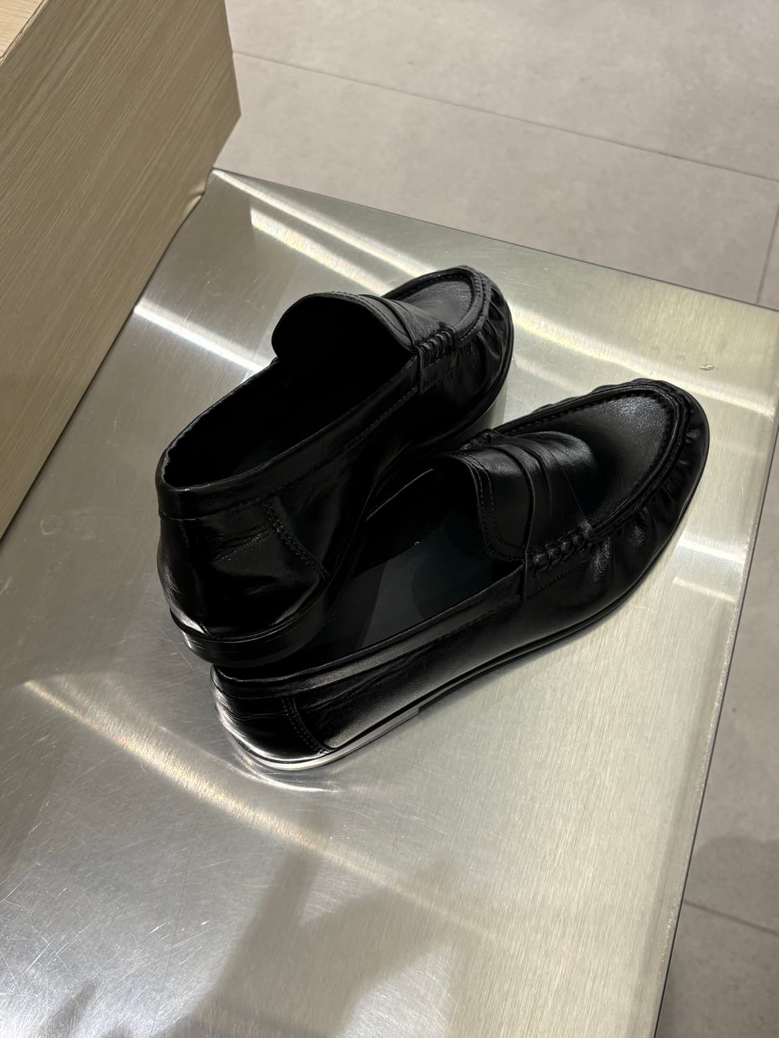 자라 소프트셔링로퍼 (42) 상품이미지3