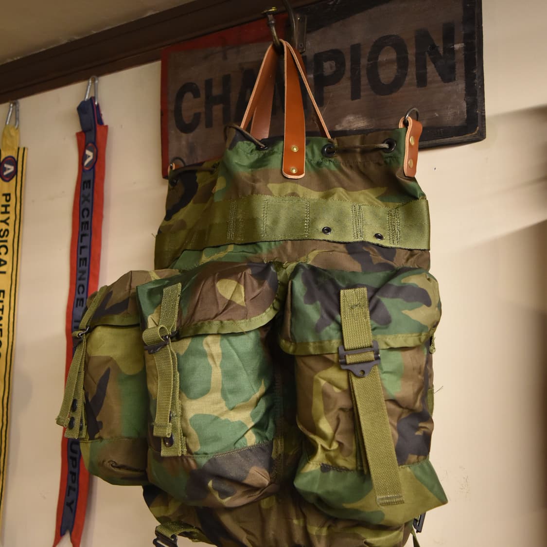 us woodland alice leather tote bag 상품이미지2