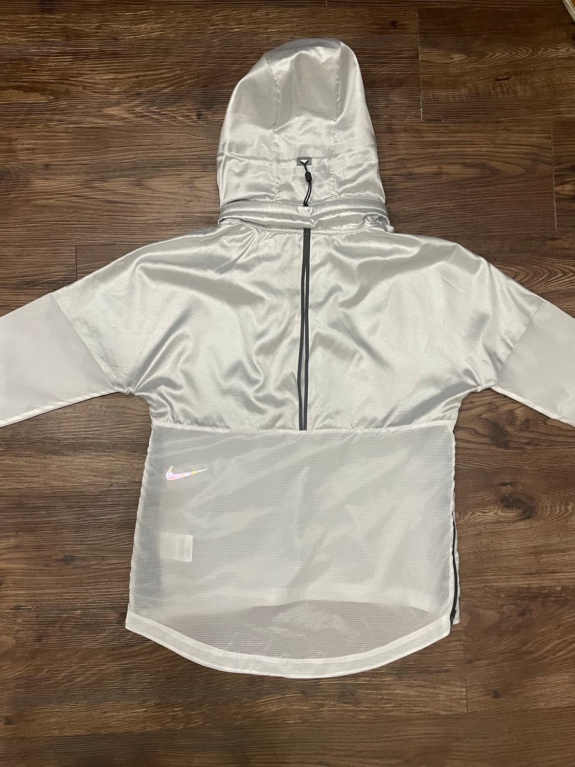 나이키 러닝 테크팩 윈드 아노락 바람막이 후드 자켓 실버 상품이미지8