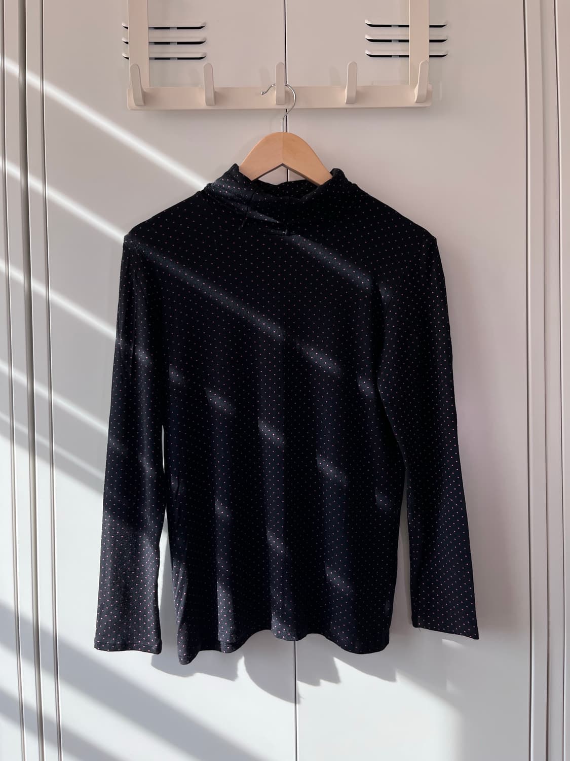 The oria 별 패턴 목폴라 롱 슬리브 상품이미지3