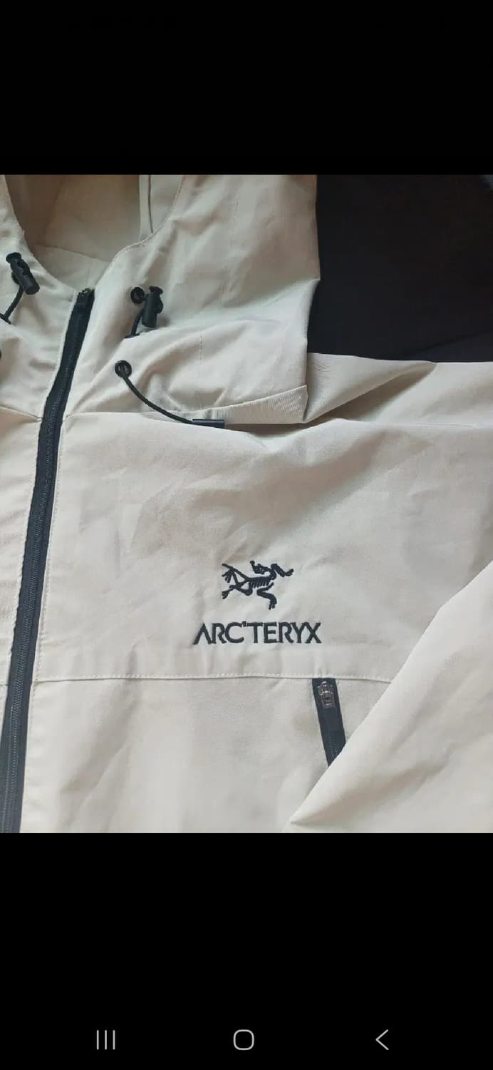 아크테릭스 바람막이 L사이즈 정품 상품이미지2