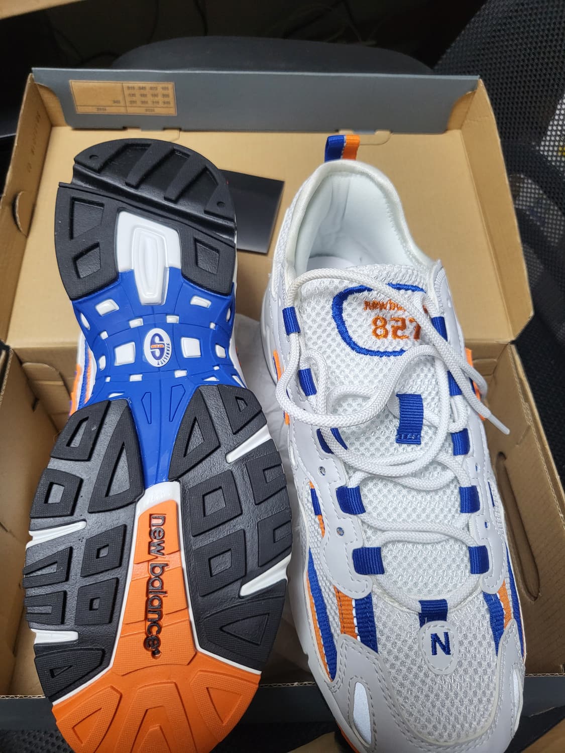 뉴발란스 827 블루 오렌지  상품이미지3