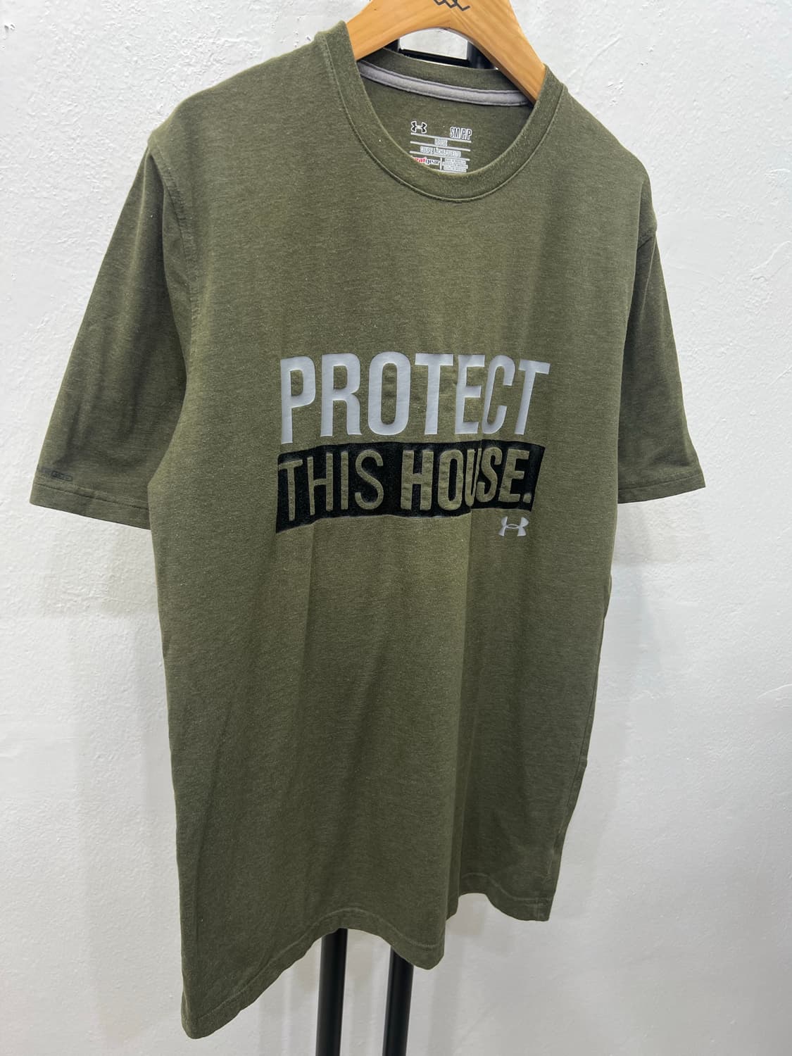 정품) 언더아머 PROTECT 반팔티 올리브 S  상품이미지2