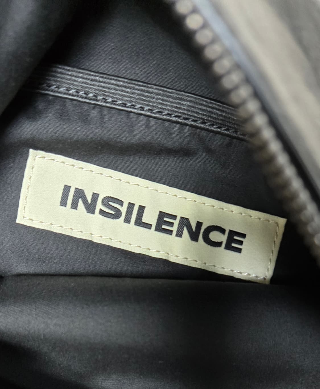 인사일런스 링스트랩 폴딩백 상품이미지7