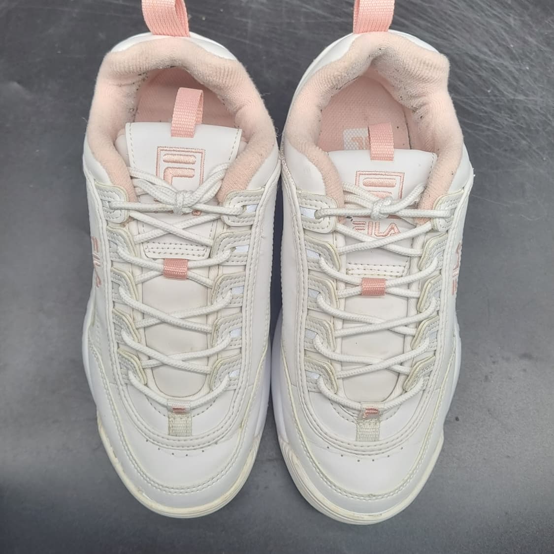 휠라 디스럽터2 여성운동화240  상품이미지2