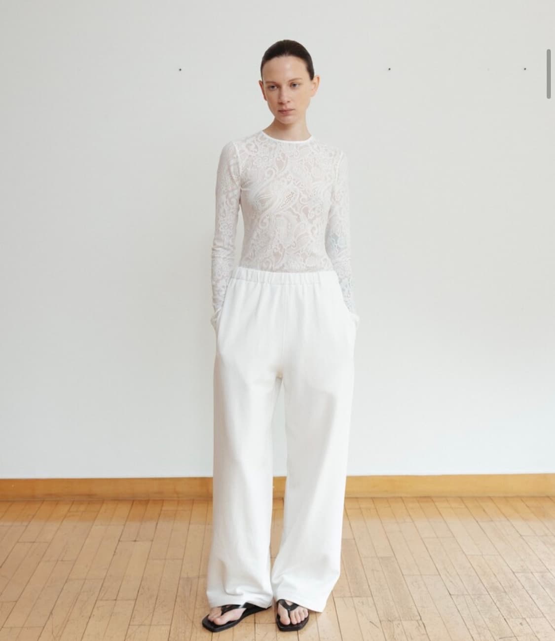 모노하 레이스 롱 슬리브 티셔츠 화이트 상품이미지1