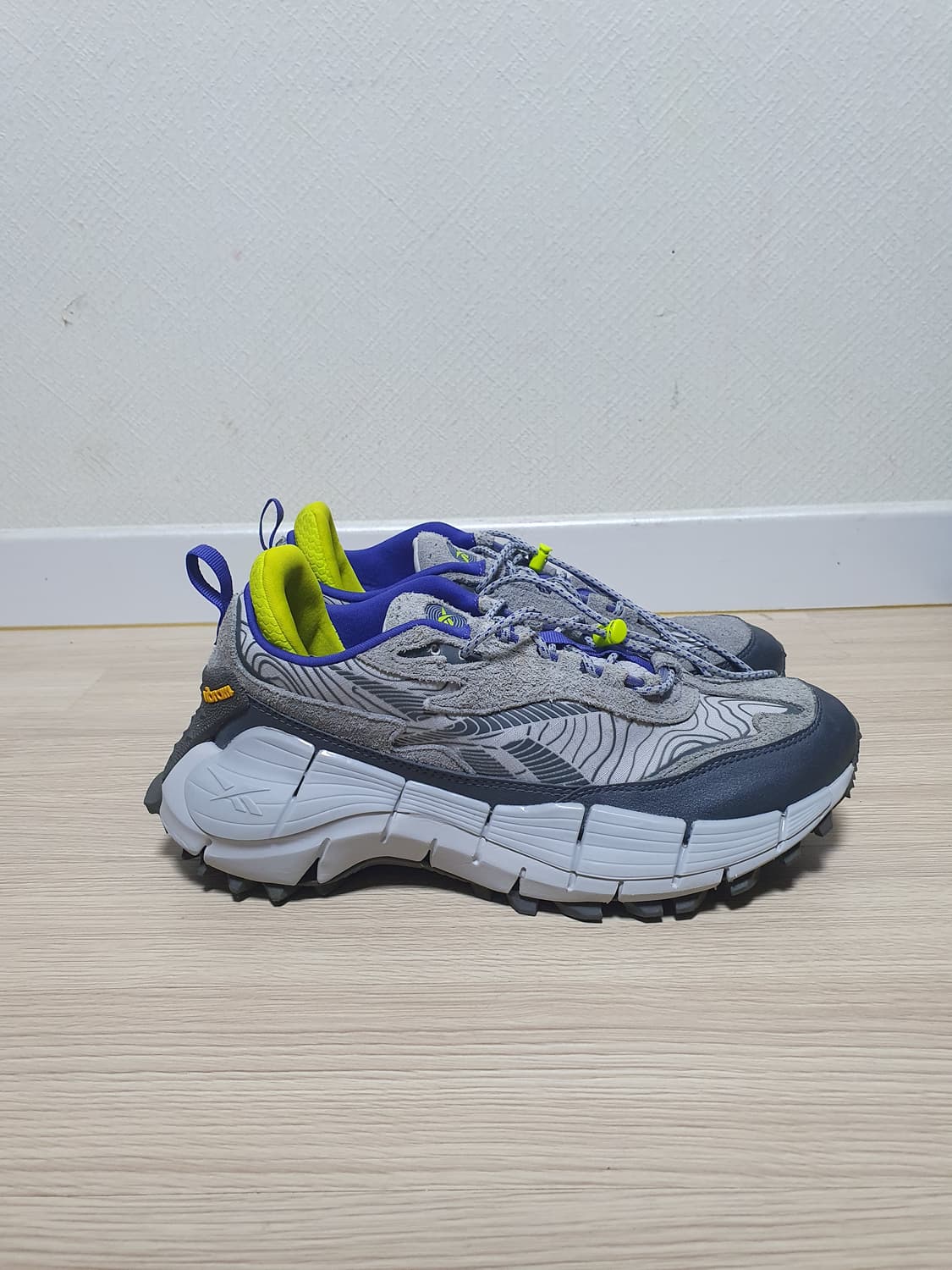 리복 직 키네티카 2.5 엣지 그레이 라임 280 상품이미지1