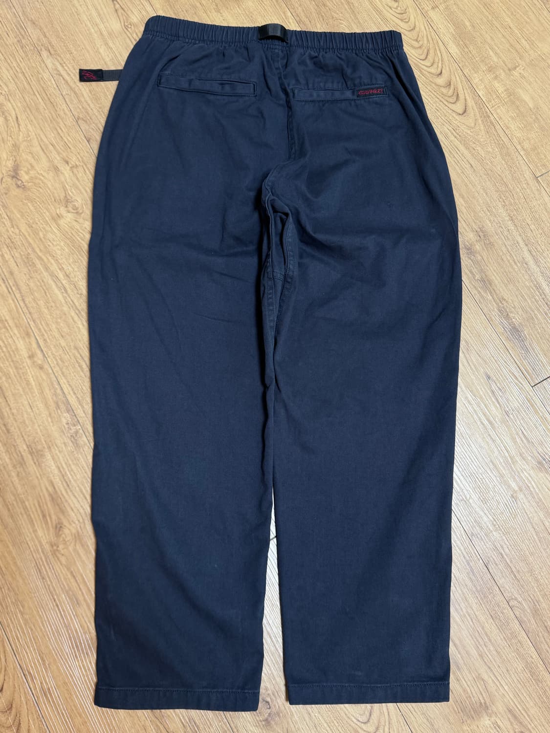 [M] 그라미치 루즈 테이퍼드 팬츠 네이비 상품이미지3