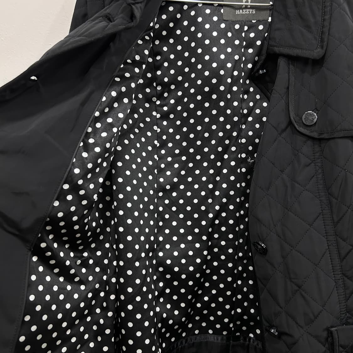 해지스 놈코어 여성 카라 퀼팅 트렌치코트 상품이미지4