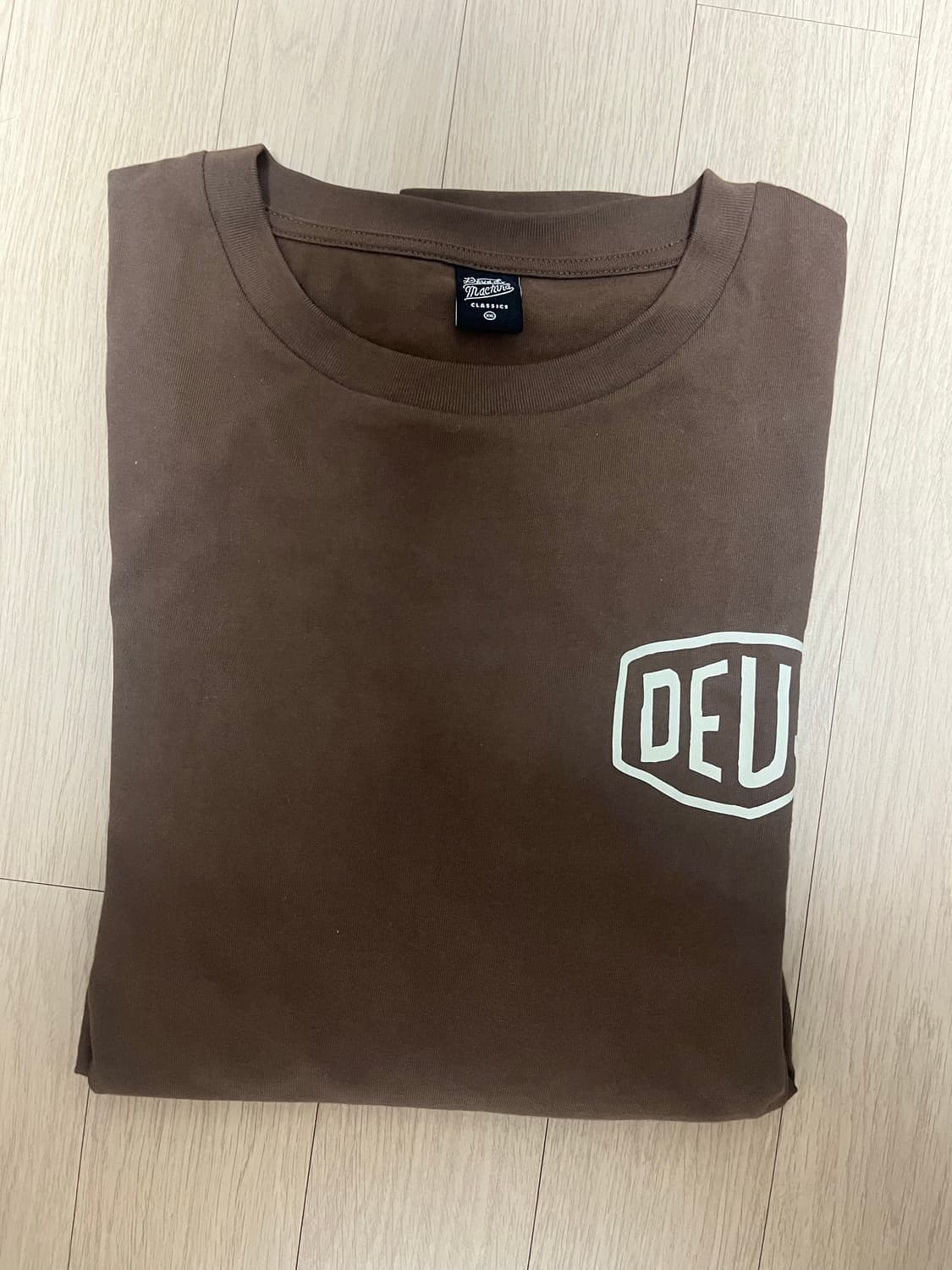 데우스 롱슬리브 브라운 상품이미지1