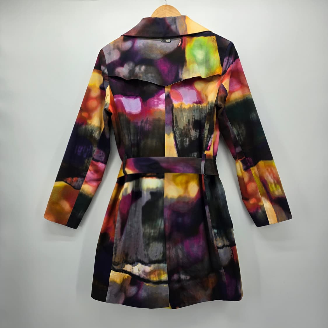 ESCADA 스포츠 멀티 컬러 패턴 벨트 코트 상품이미지6