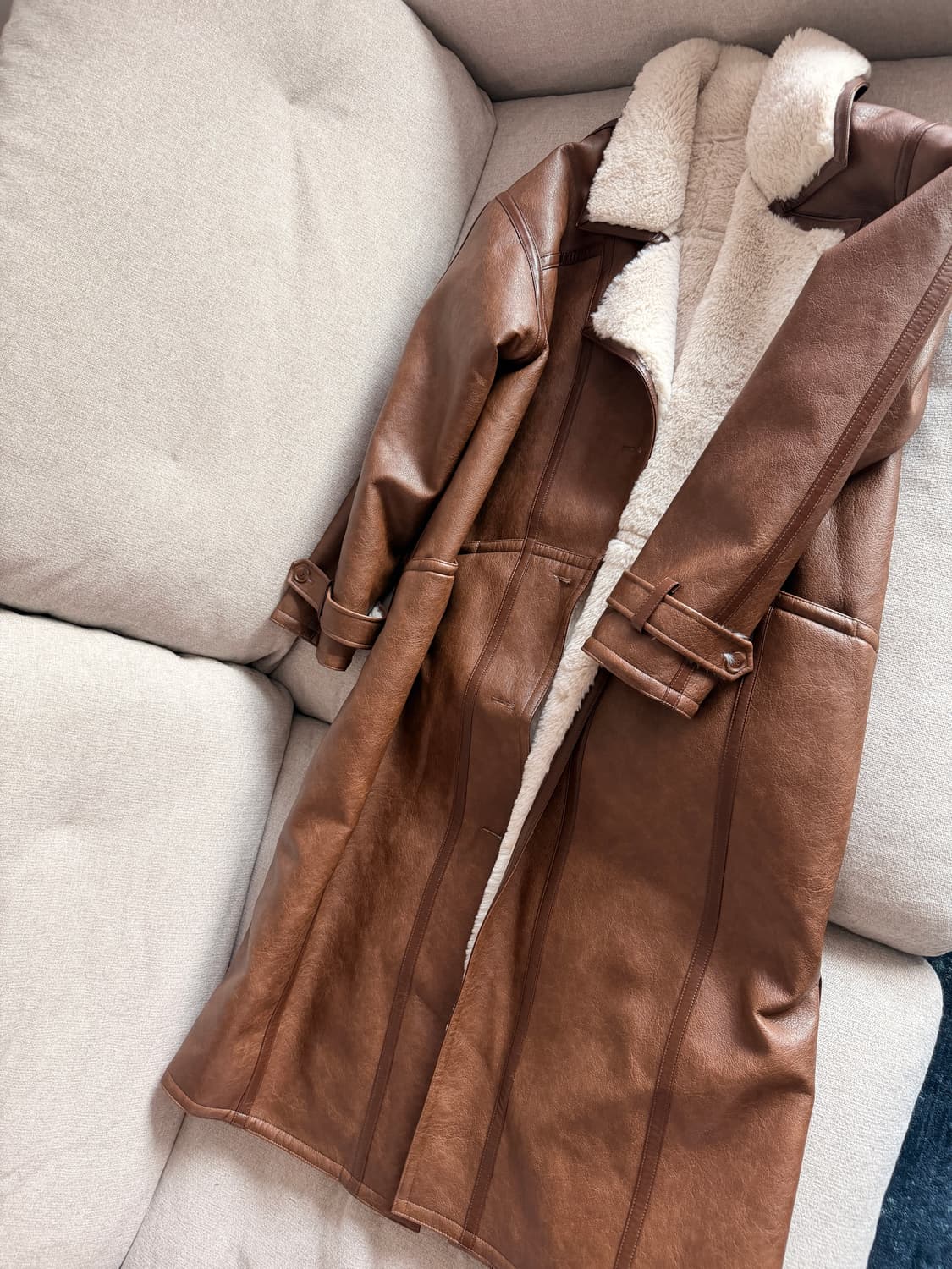 WORKSHOP marie claire 무스탕 코트 상품이미지1