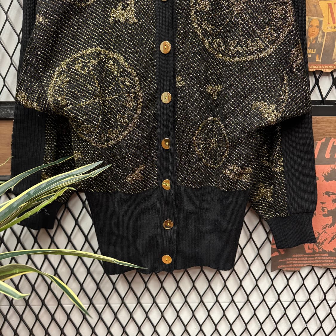 90s JPN VINTAGE 자카드 니트 가디건 금장 버튼 포인트 블랙 상품이미지4