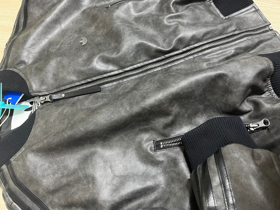 아디다스 레더 자켓 상품이미지4