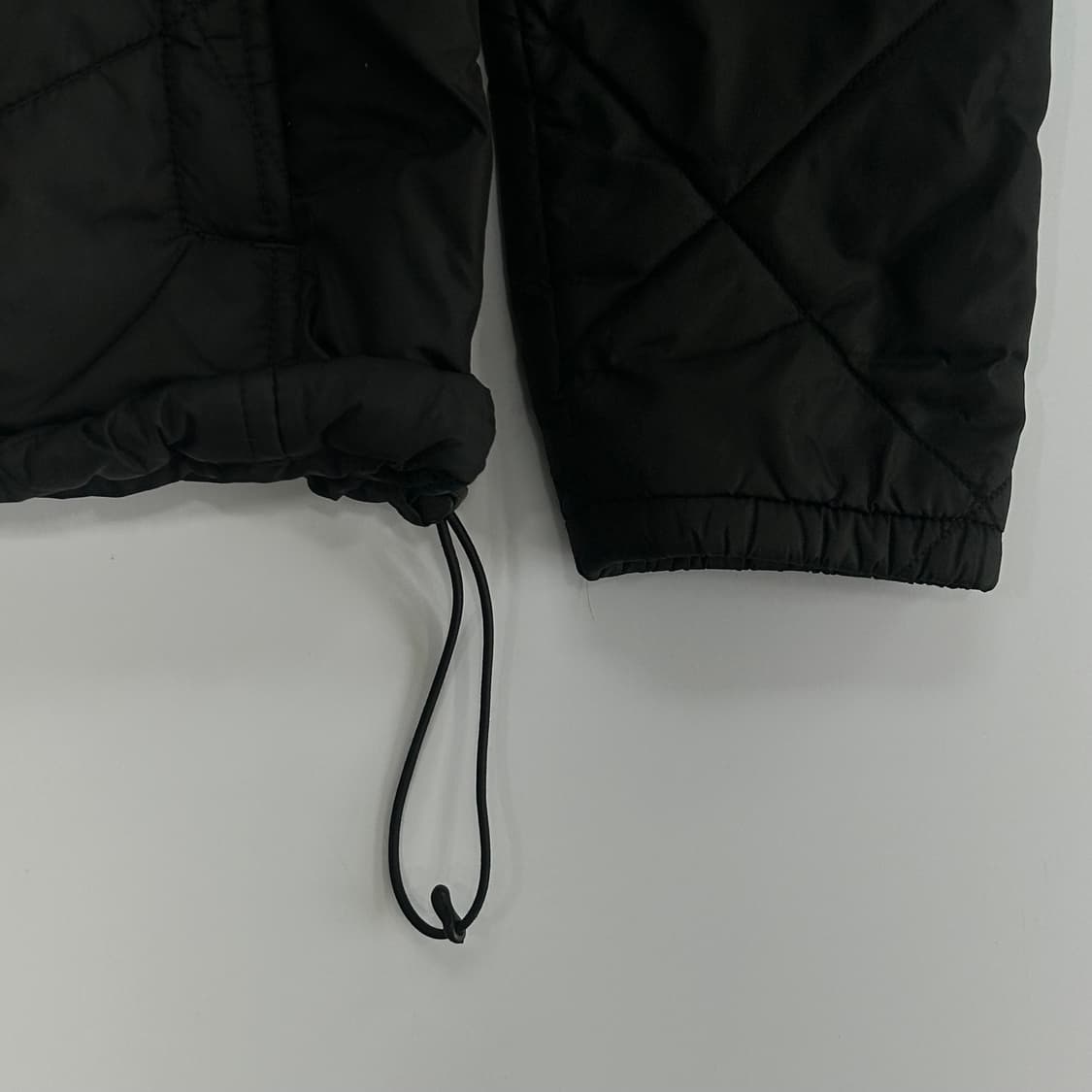 The north face 노스페이스 블랙 경량 패딩 상품이미지7