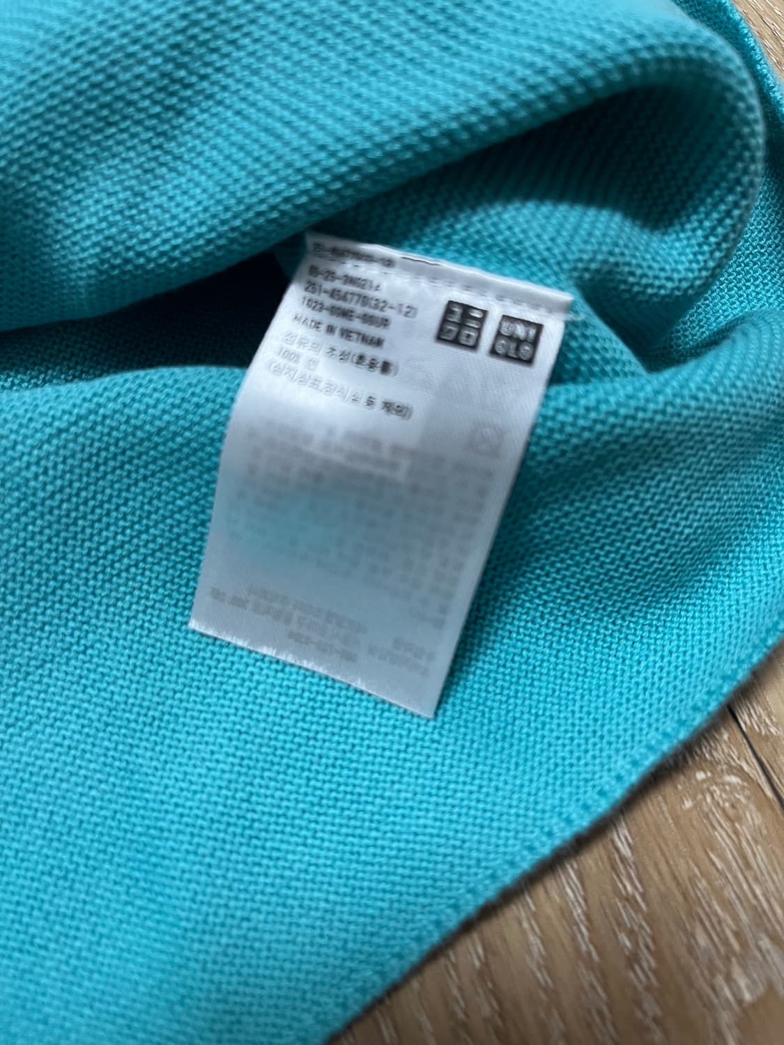 (새상품) 유니클로 볼륨슬리브 3D 니트 L  상품이미지4