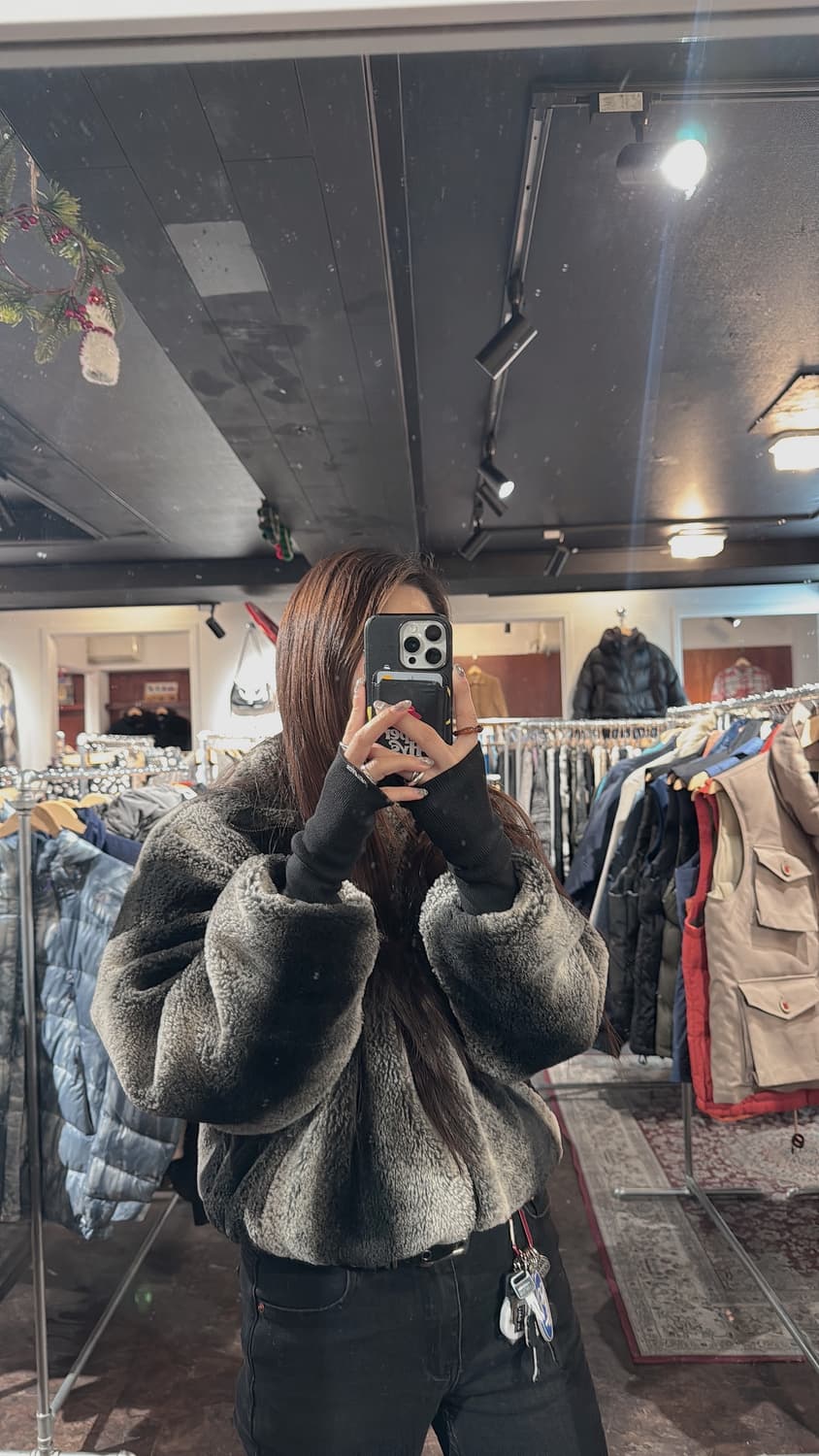 sculptor 스컬프터 페이크 밍크 퍼 크롭 패턴 블루종 집업 자켓 상품이미지9