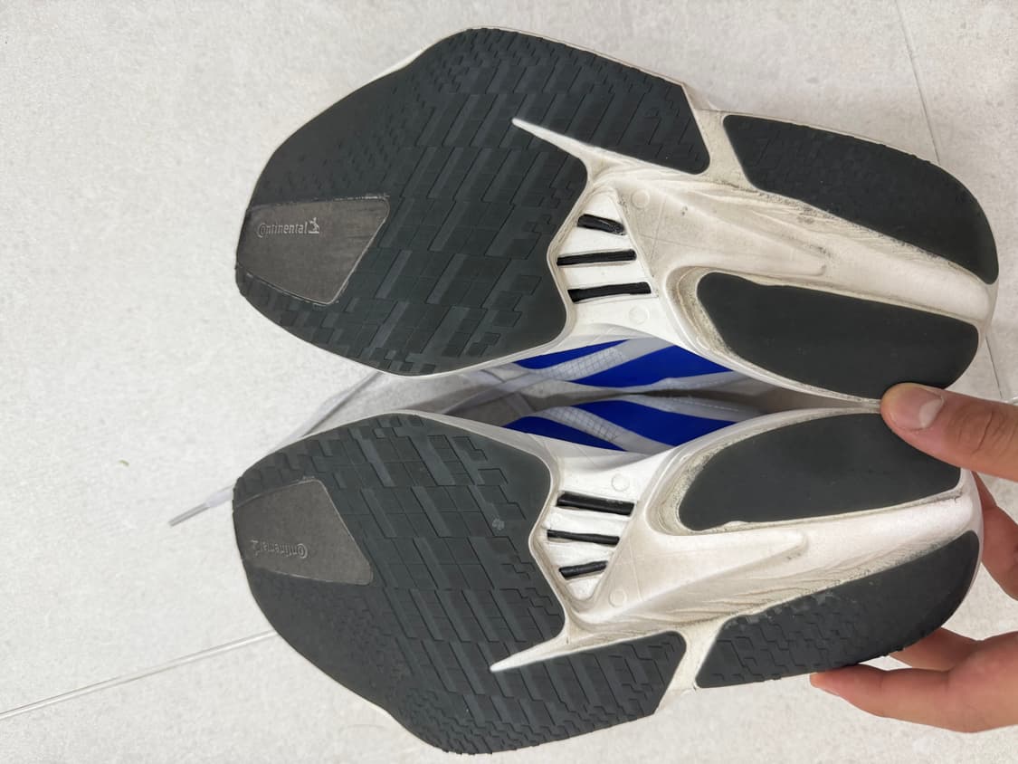 아디제로 프로4 블루 상품이미지3