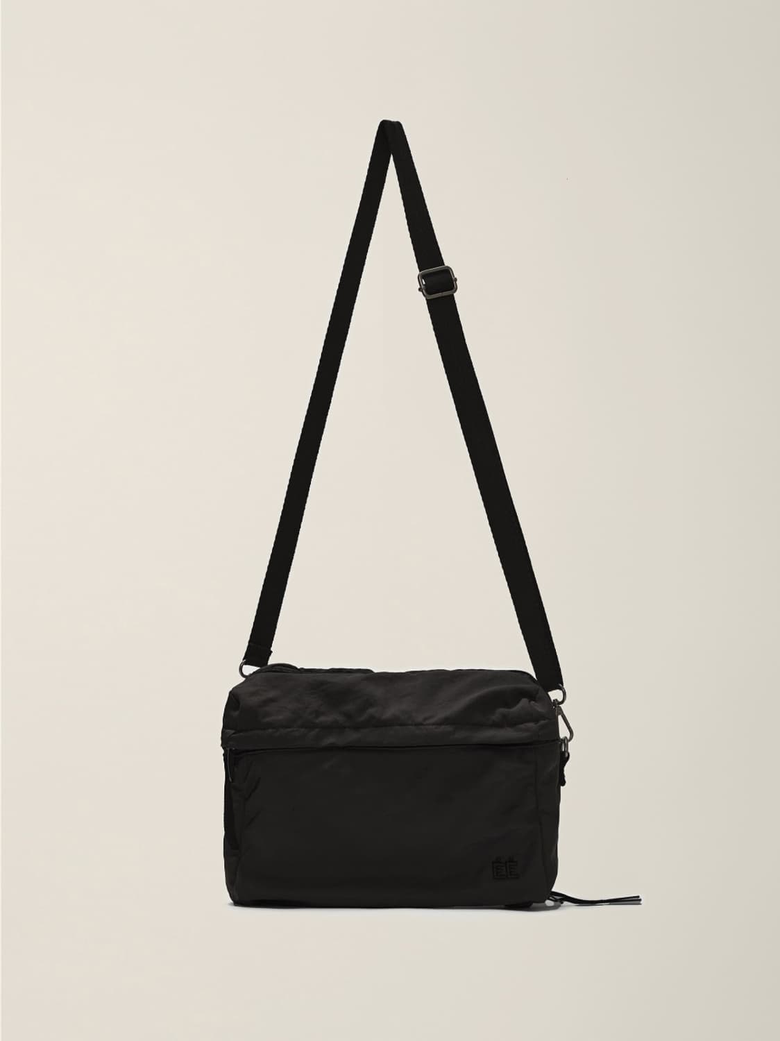 EE POCKET BACKPACK (MEDIUM) BLACK 상품이미지2