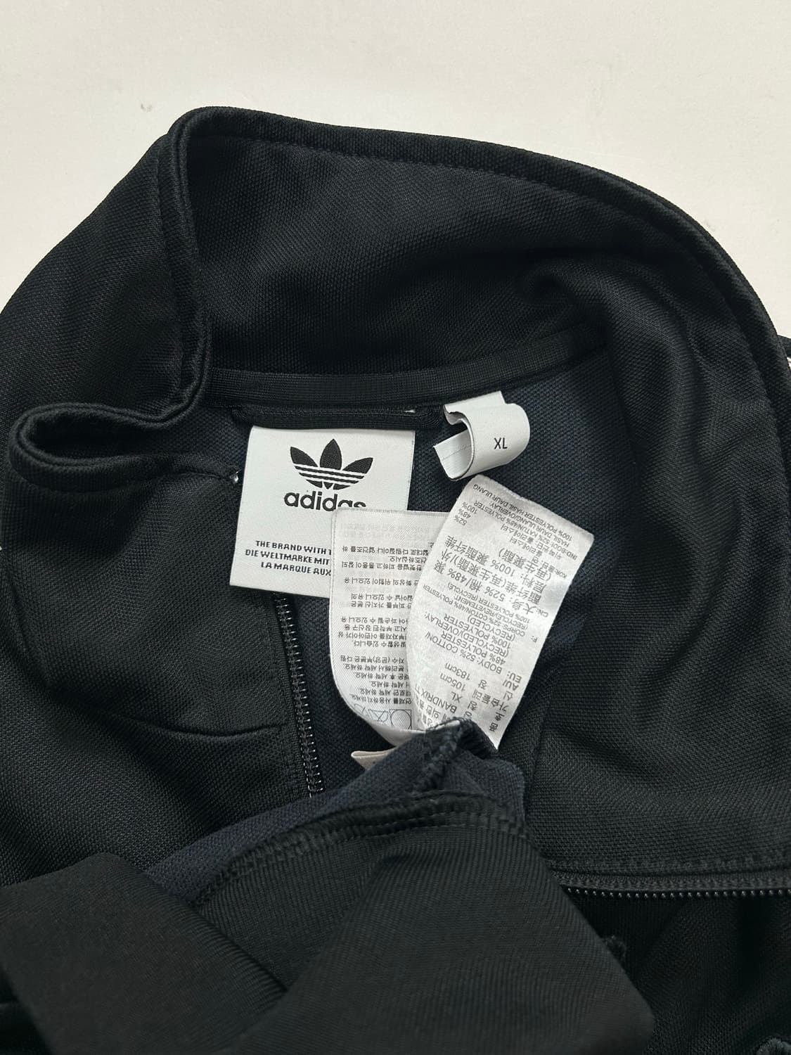 아디다스 뉴진스 민지 블랙 화이트 트랙탑 져지 XL 상품이미지5