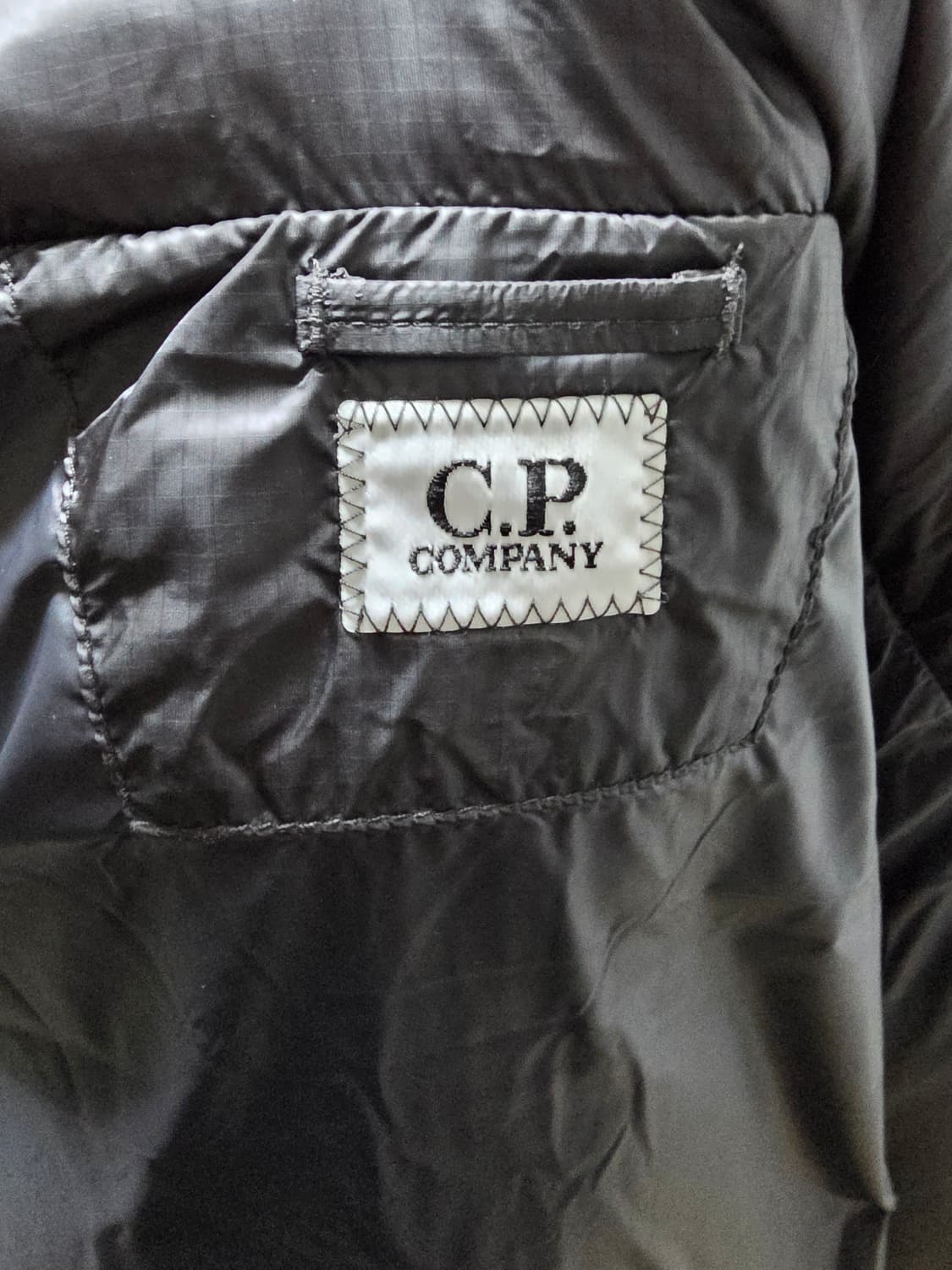 24FW) cp컴퍼니 디디쉘 dd쉘 패딩 상품이미지6