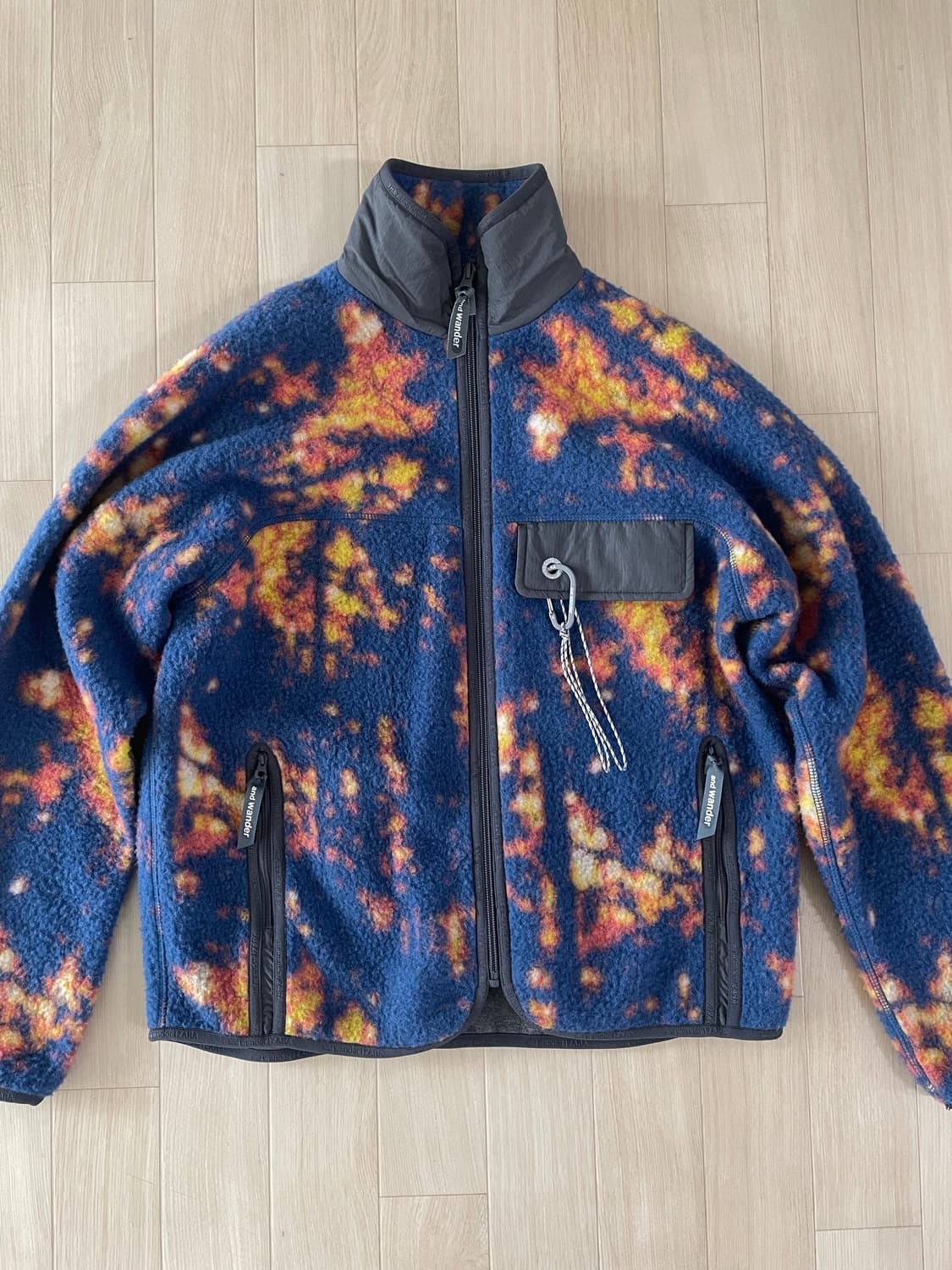 Zara x and wander 플리스 자켓 상품이미지4