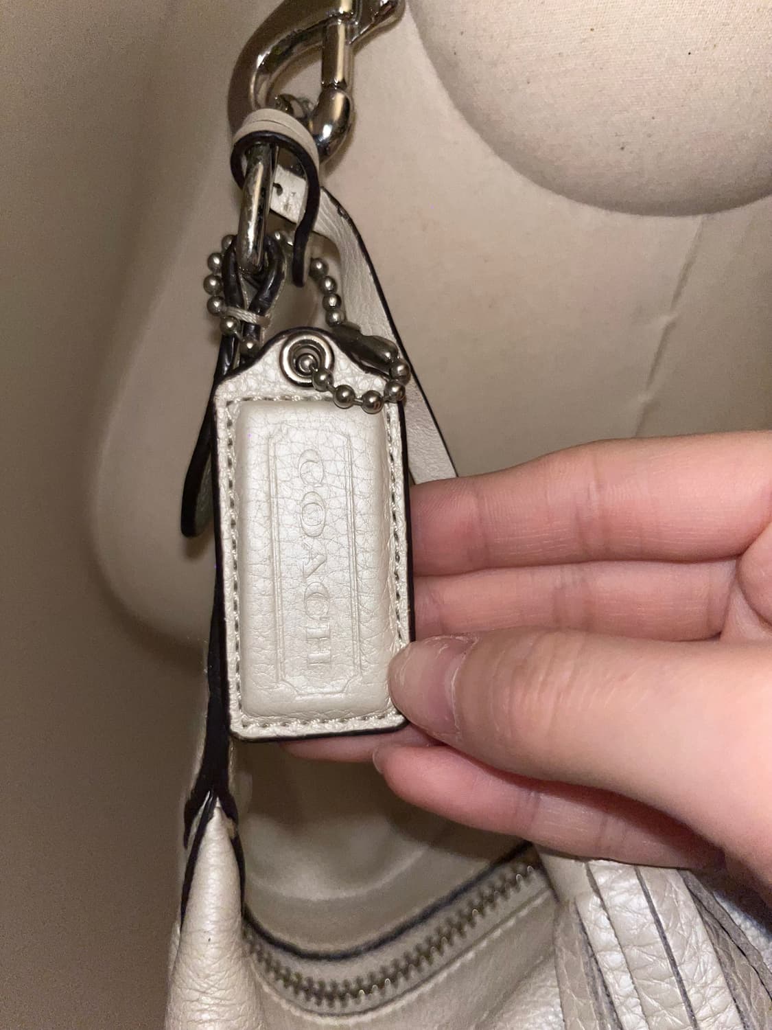 Coach All White Shoulder bag 상품이미지6