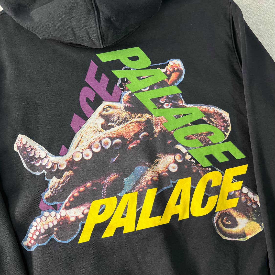 105 팔라스 옥토 후드 챠콜 후드티 상품이미지5