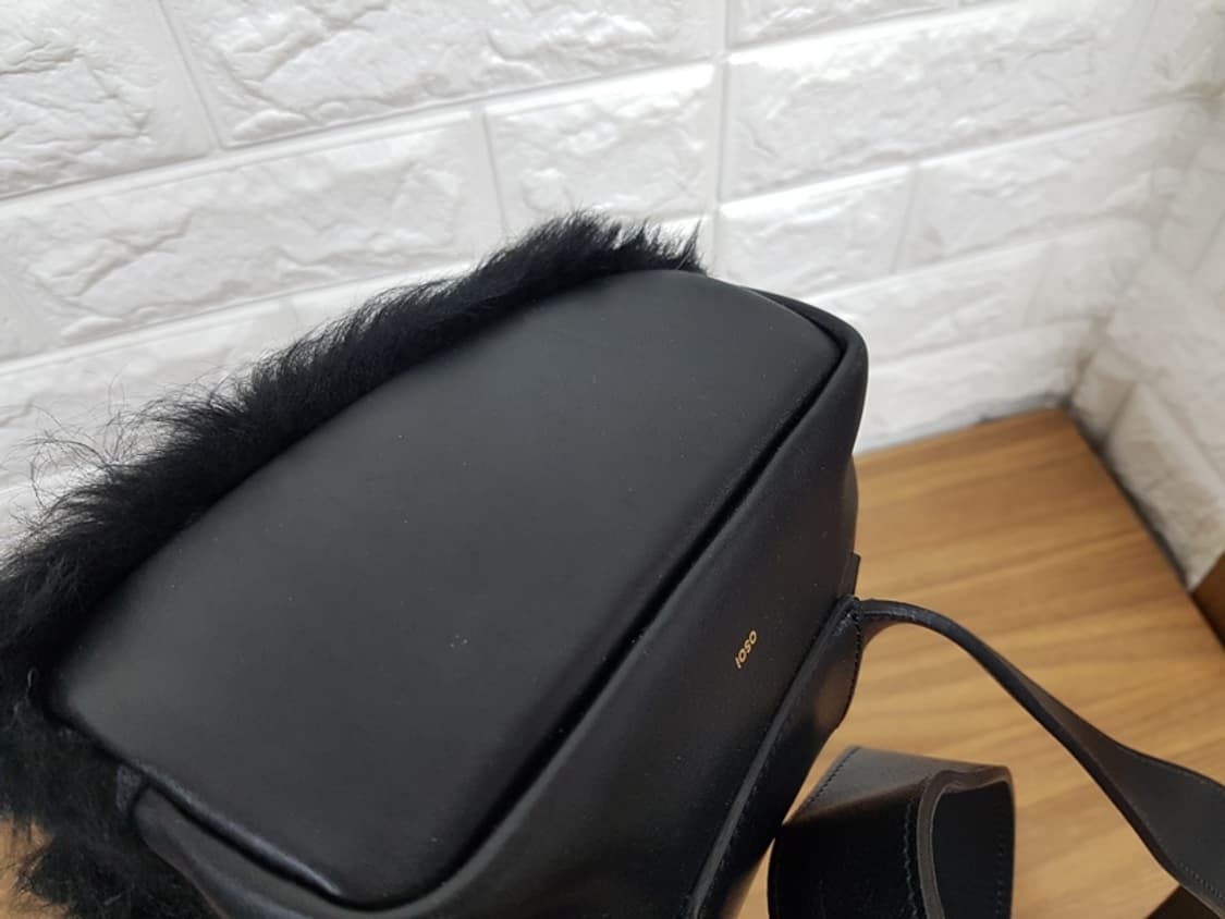 OSOI 오소이 미니 브로트백 (양모 퍼 숄더백 &크로스백) 상품이미지5