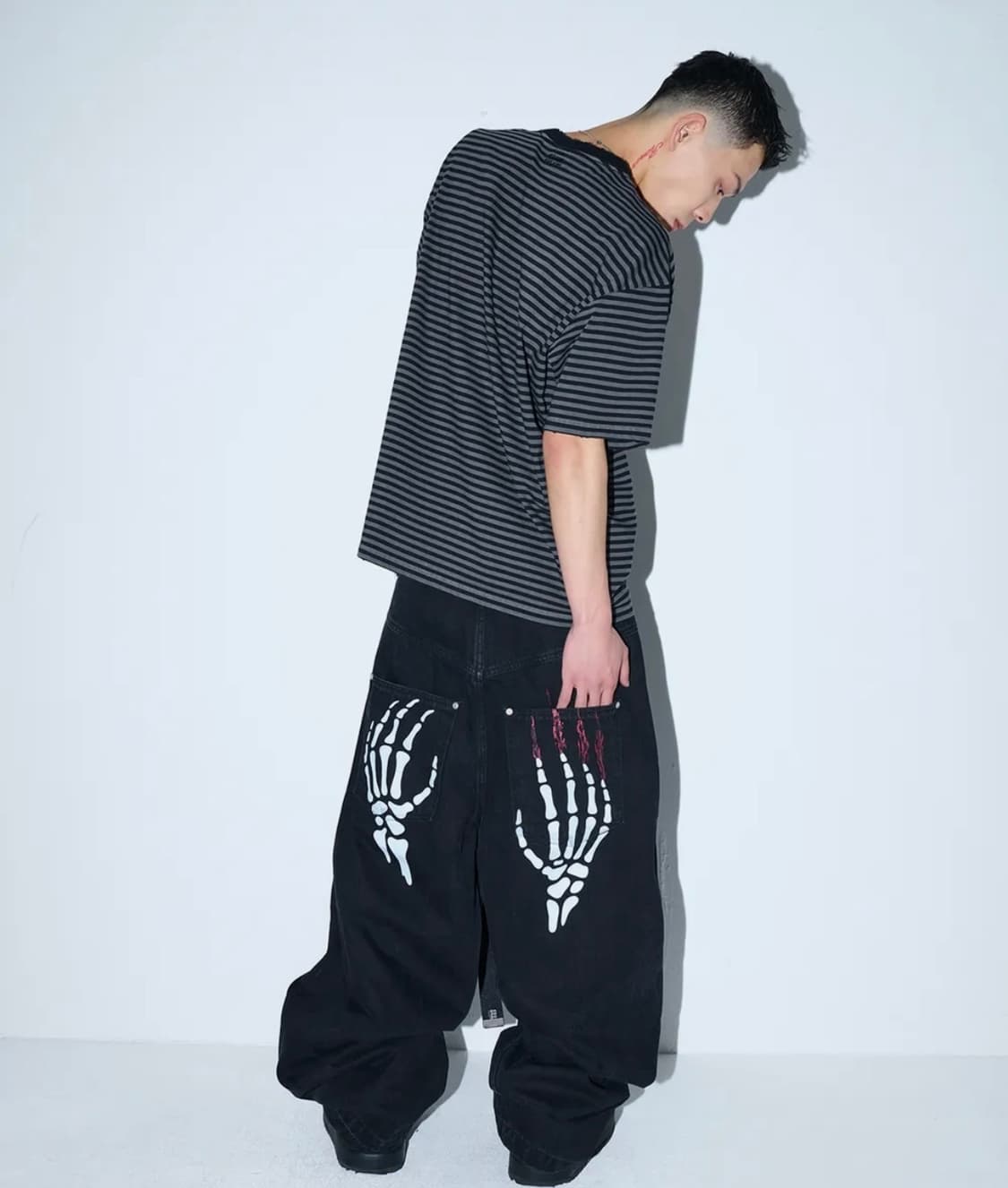 코인서울x위캔더스 SKELETON WIDE LOW DENIM PANTS 상품이미지1
