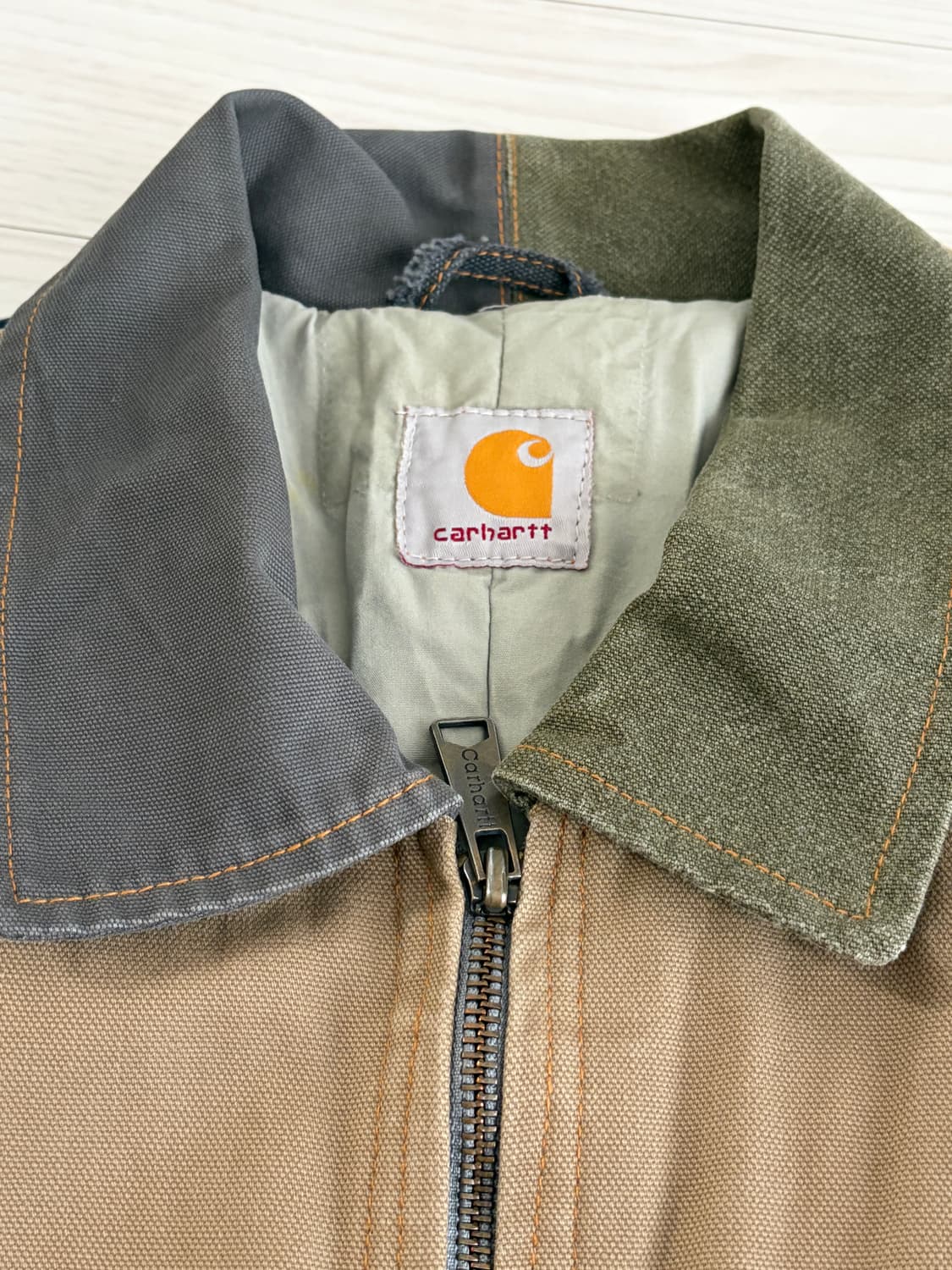 칼하트 리메이크 패치워크자켓 상품이미지2