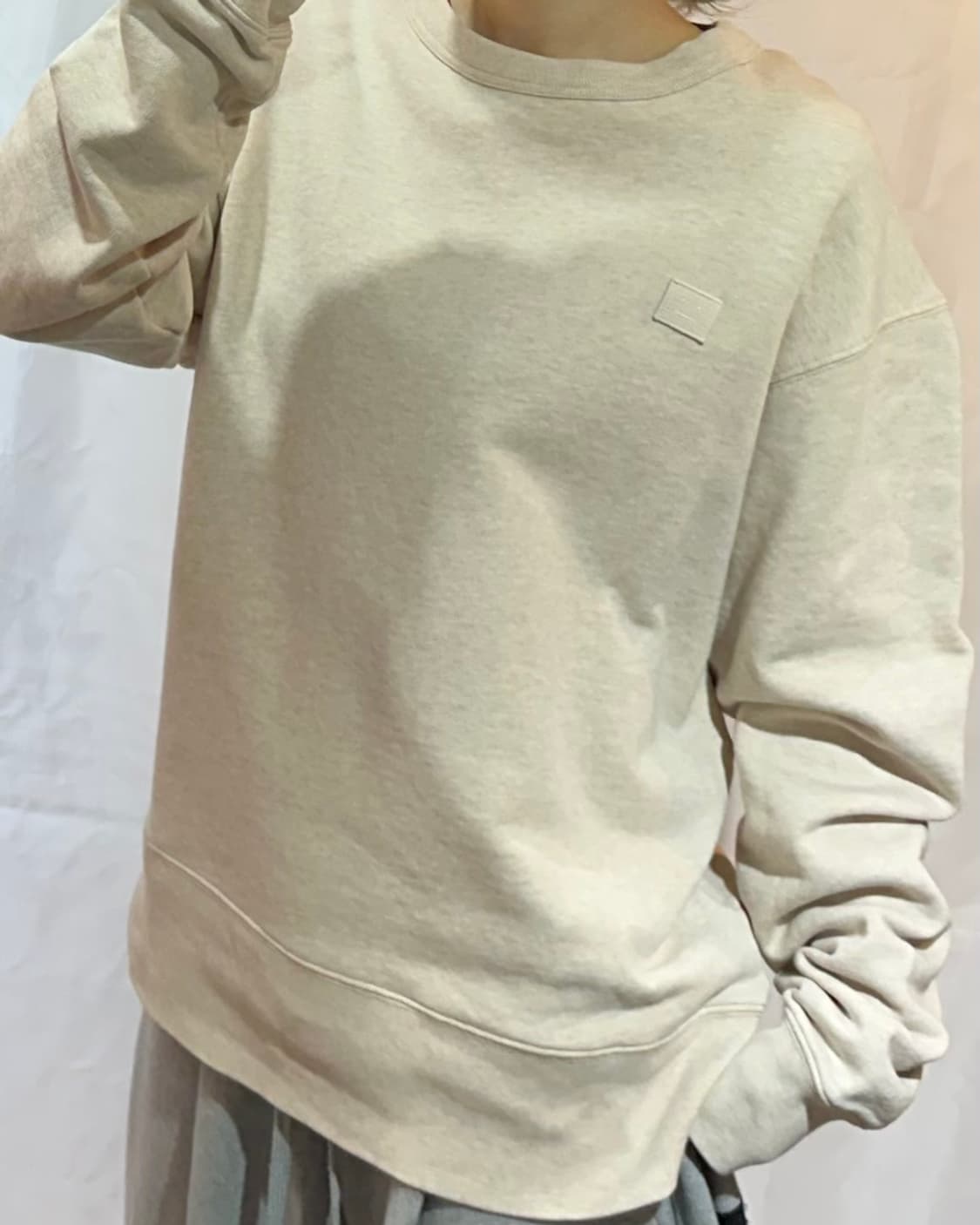 아크네스튜디오 페이스 패치로고 맨투맨 상품이미지1